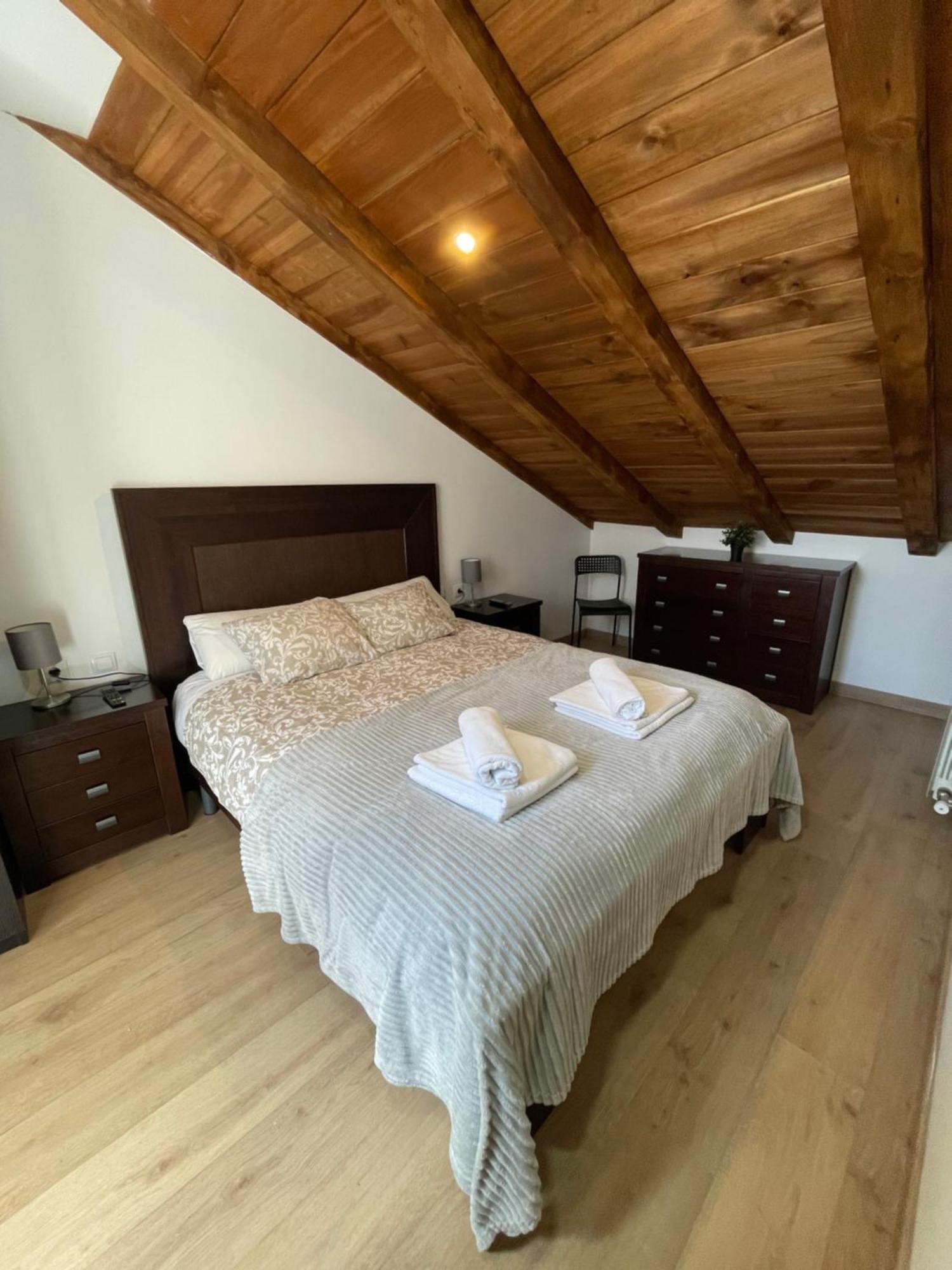 Apartahotel Canfranc Esterno foto